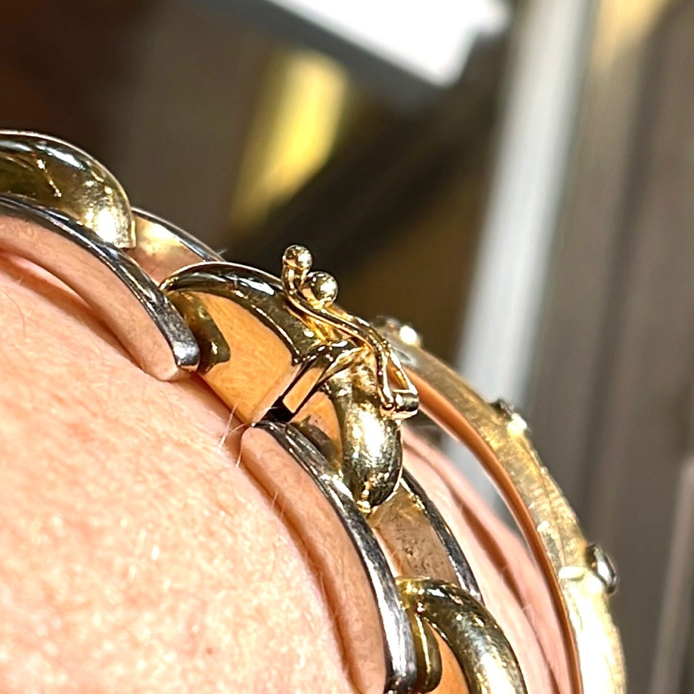 14k -2- Toned Heavy Link Bracelet - Picture 7 of 11